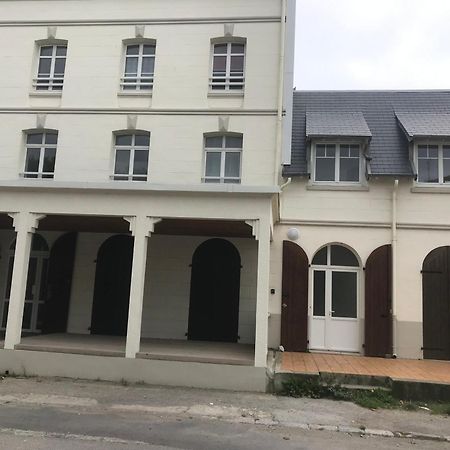 Nouveau! Superbe Appartement Avec Terrasse Vue Mer Ambleteuse Exterior photo